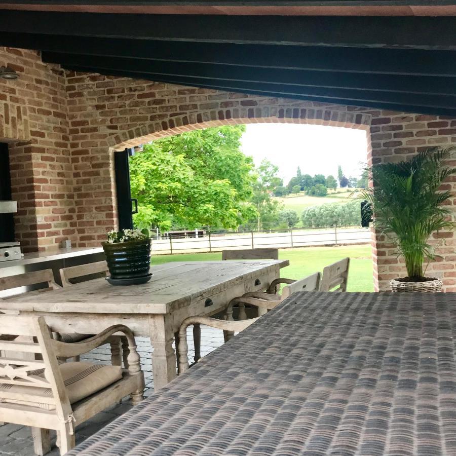 Een Prachtige En Luxueuze Vakantiewoning Dat Is Hof Leskensdaele Geraardsbergen Luaran gambar