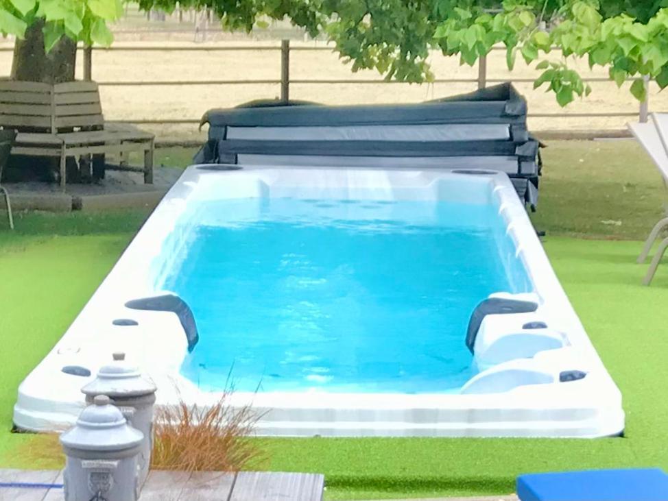 Een Prachtige En Luxueuze Vakantiewoning Dat Is Hof Leskensdaele Geraardsbergen Luaran gambar